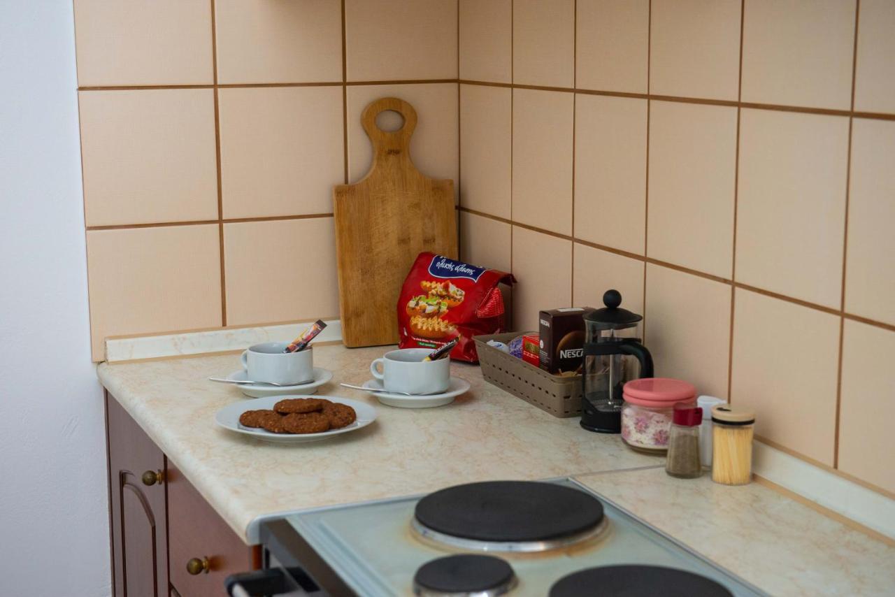 Lena'S Apartments Astrakeri ภายนอก รูปภาพ