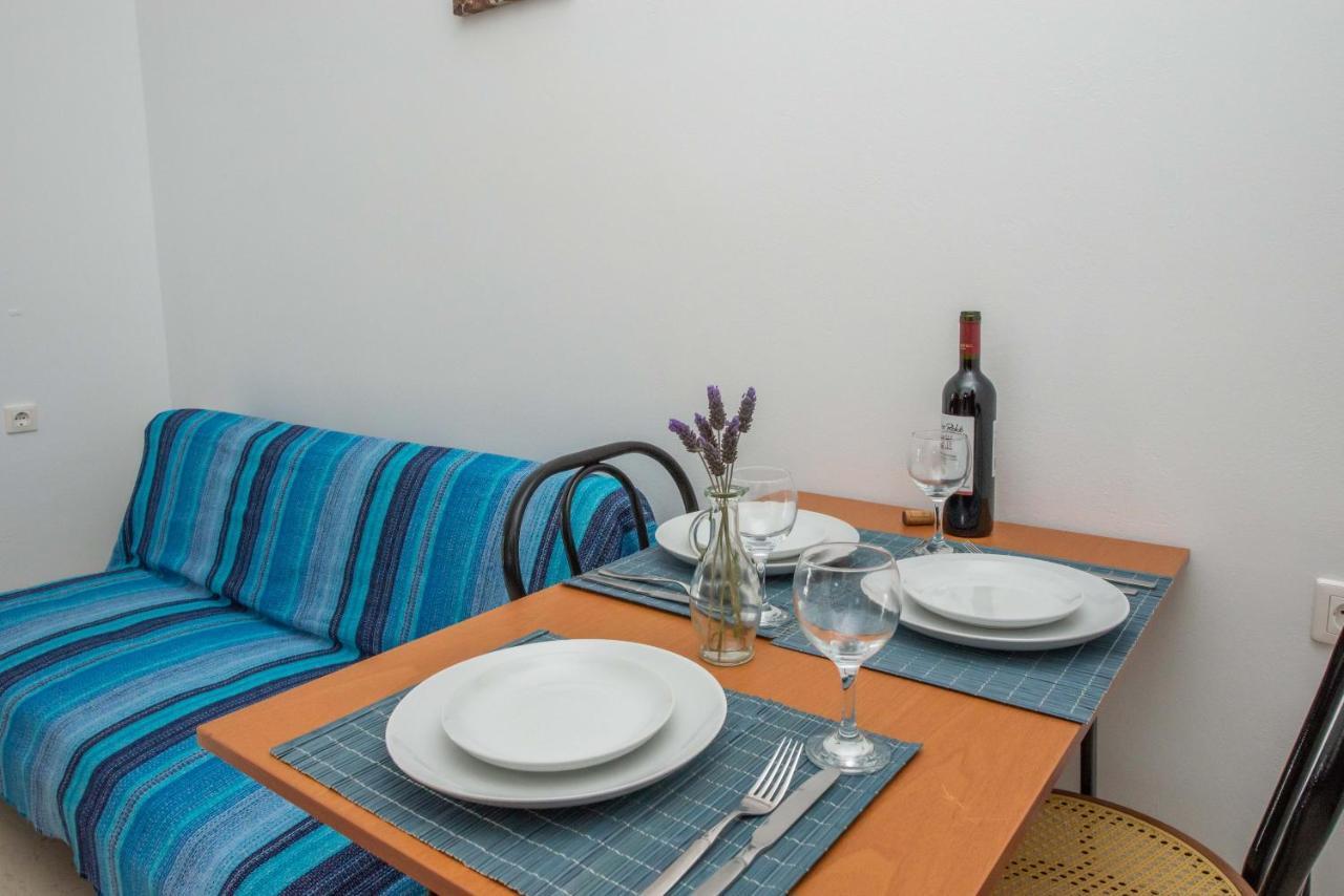 Lena'S Apartments Astrakeri ภายนอก รูปภาพ